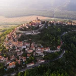 Motovun u Istri iz zraka